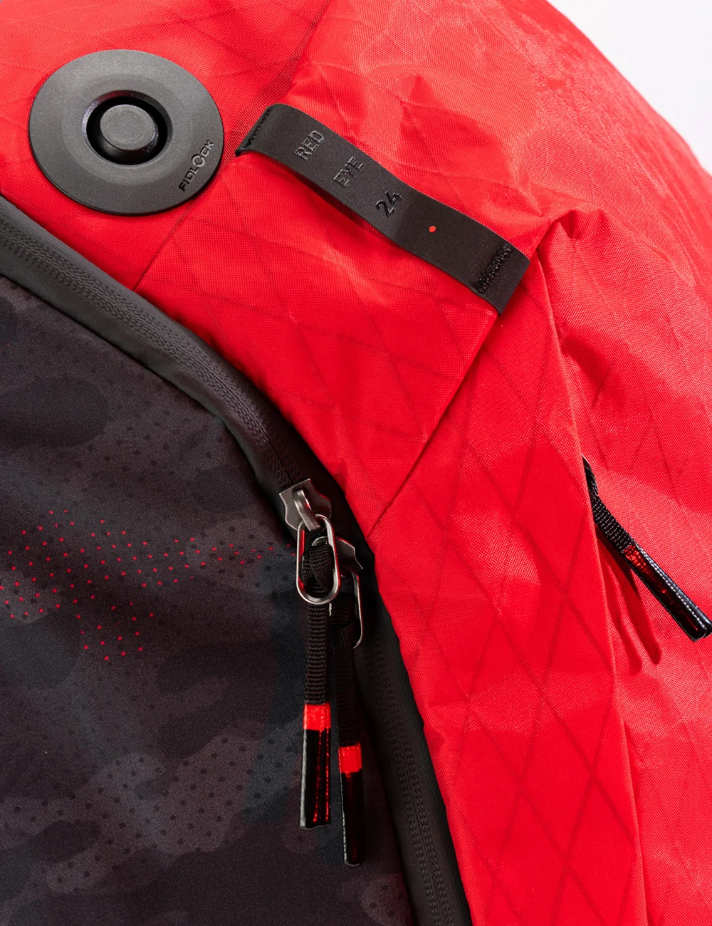 Matador® x Carryology® Redeye 24 - Red Edition - Image 8