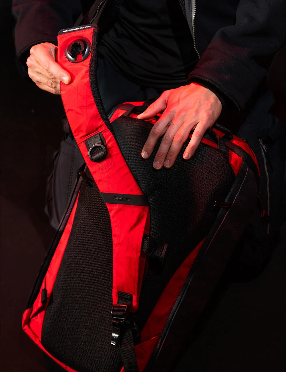 Matador® x Carryology® Redeye 24 - Red Edition - Image 9